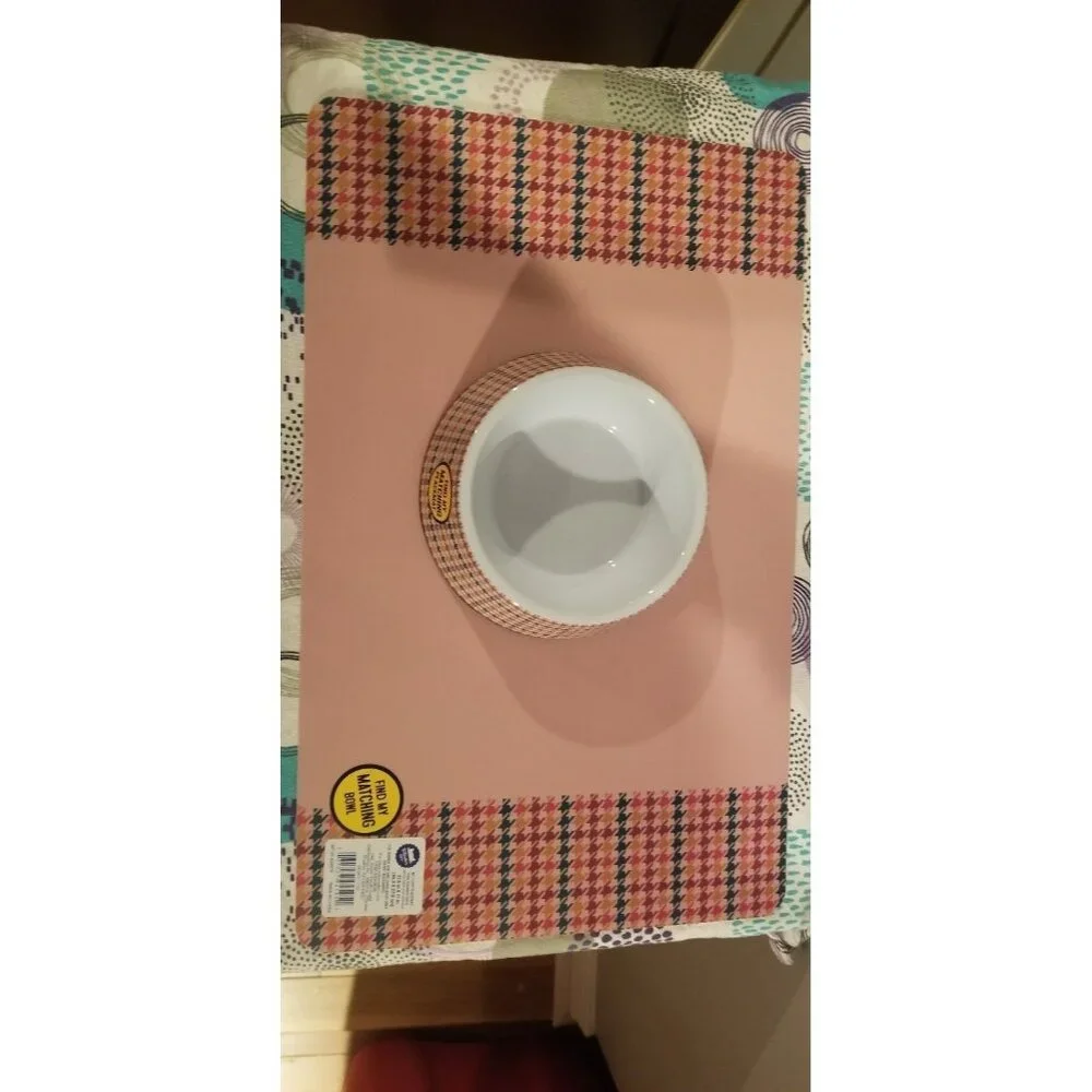 Pink Houndstooth Pet Dish and Placemat Set
